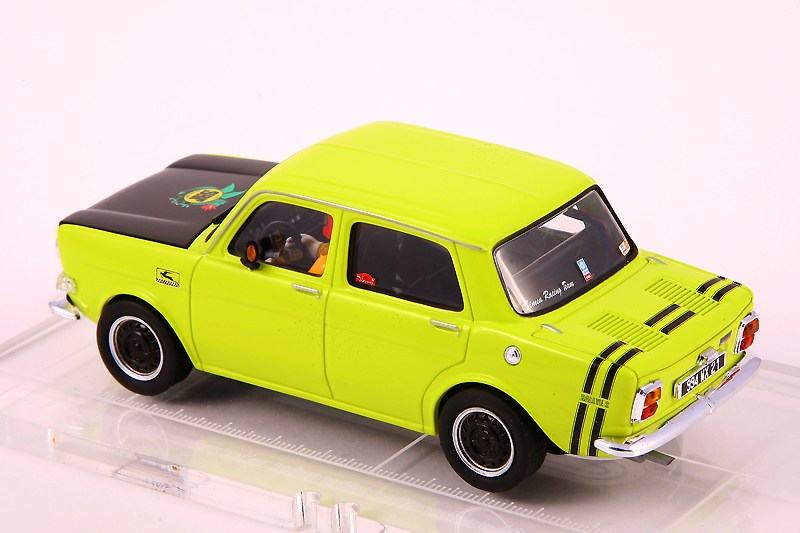 WhiteBox 1:24 Simca 1000 Rallye 2 Ano de construção 1960 verde / preto WB124246 modelo carro WB124246 4052176853559